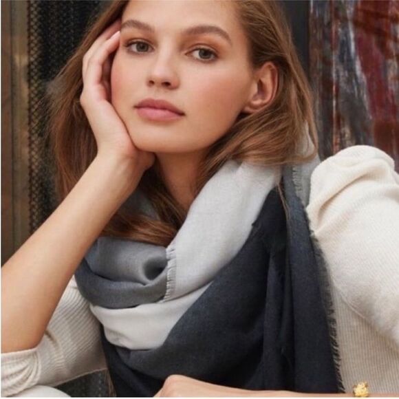 Carly Cushnie Scarf Ombre Print Black Gray and Cream - Picture 9 of 16